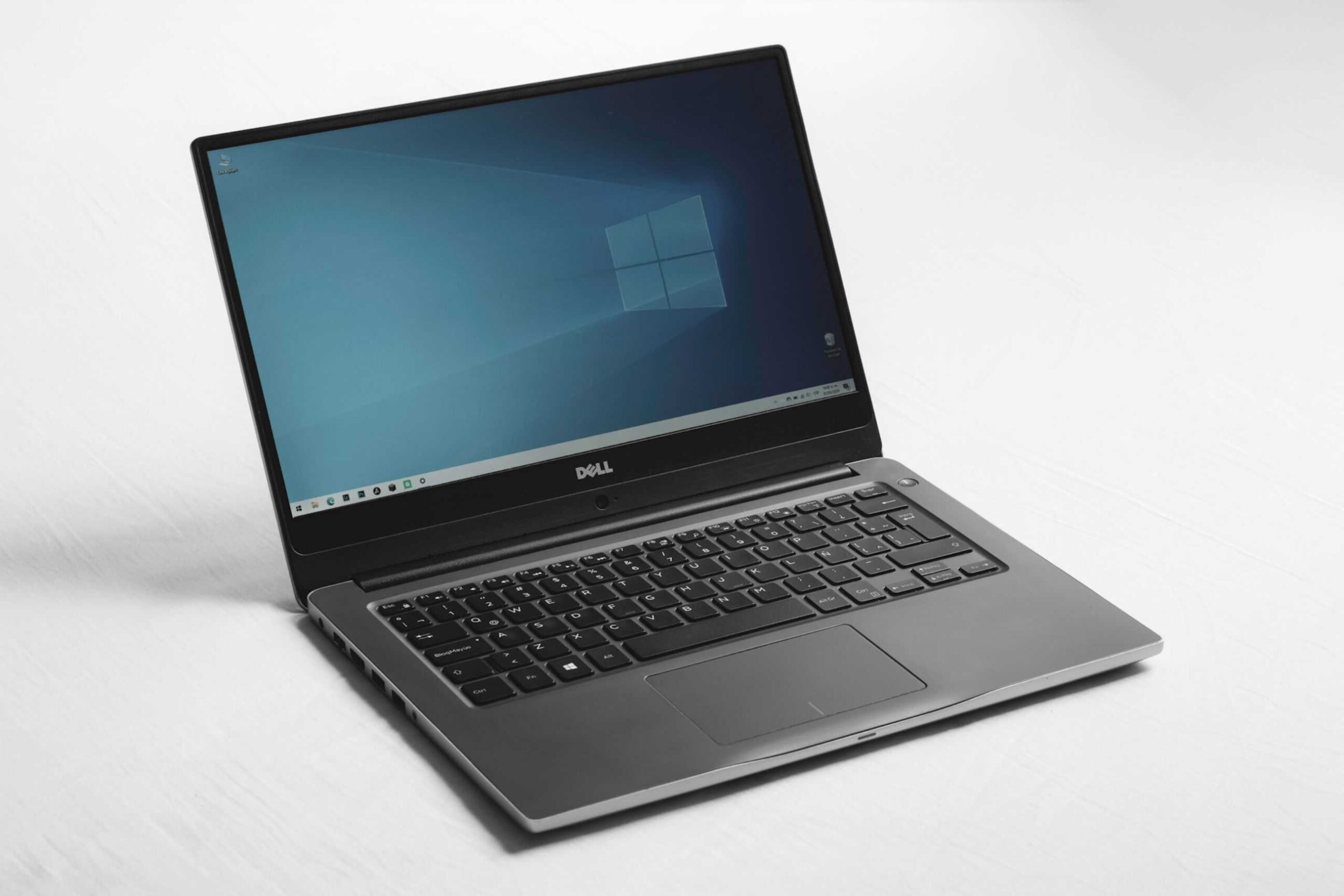 Technik IT POMOC pri oprave notebooku Acer v servisnom stredisku v Bratislave